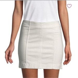 Free People Modern Femme Novelty
Stripe Mini Skirt Size 4